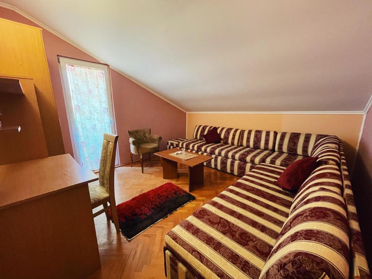 Vila Duricic 300M Od Mora Hotel Thenovici Luaran gambar
