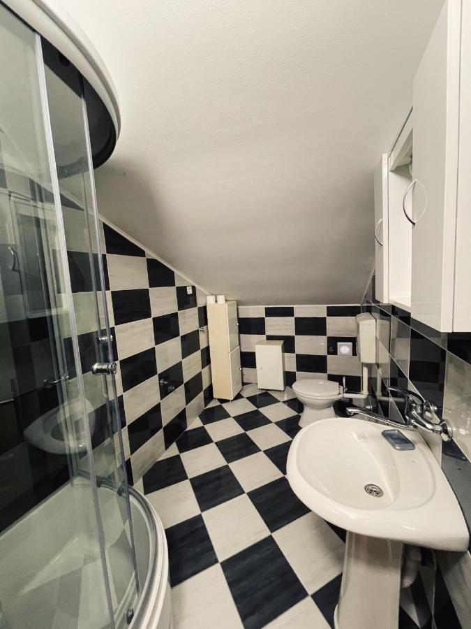 Vila Duricic 300M Od Mora Hotel Thenovici Luaran gambar