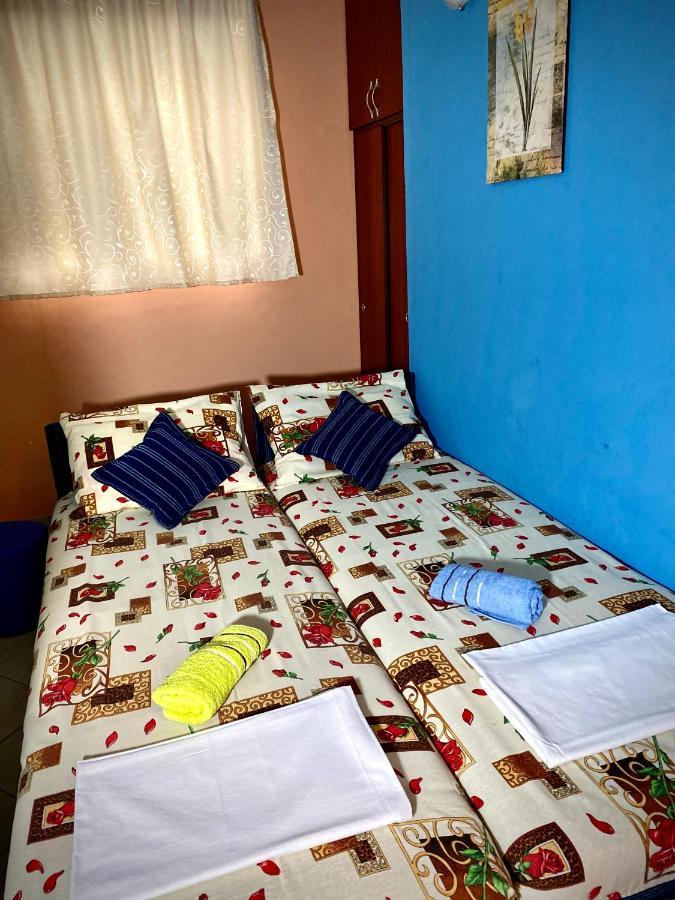 Vila Duricic 300M Od Mora Hotel Thenovici Luaran gambar